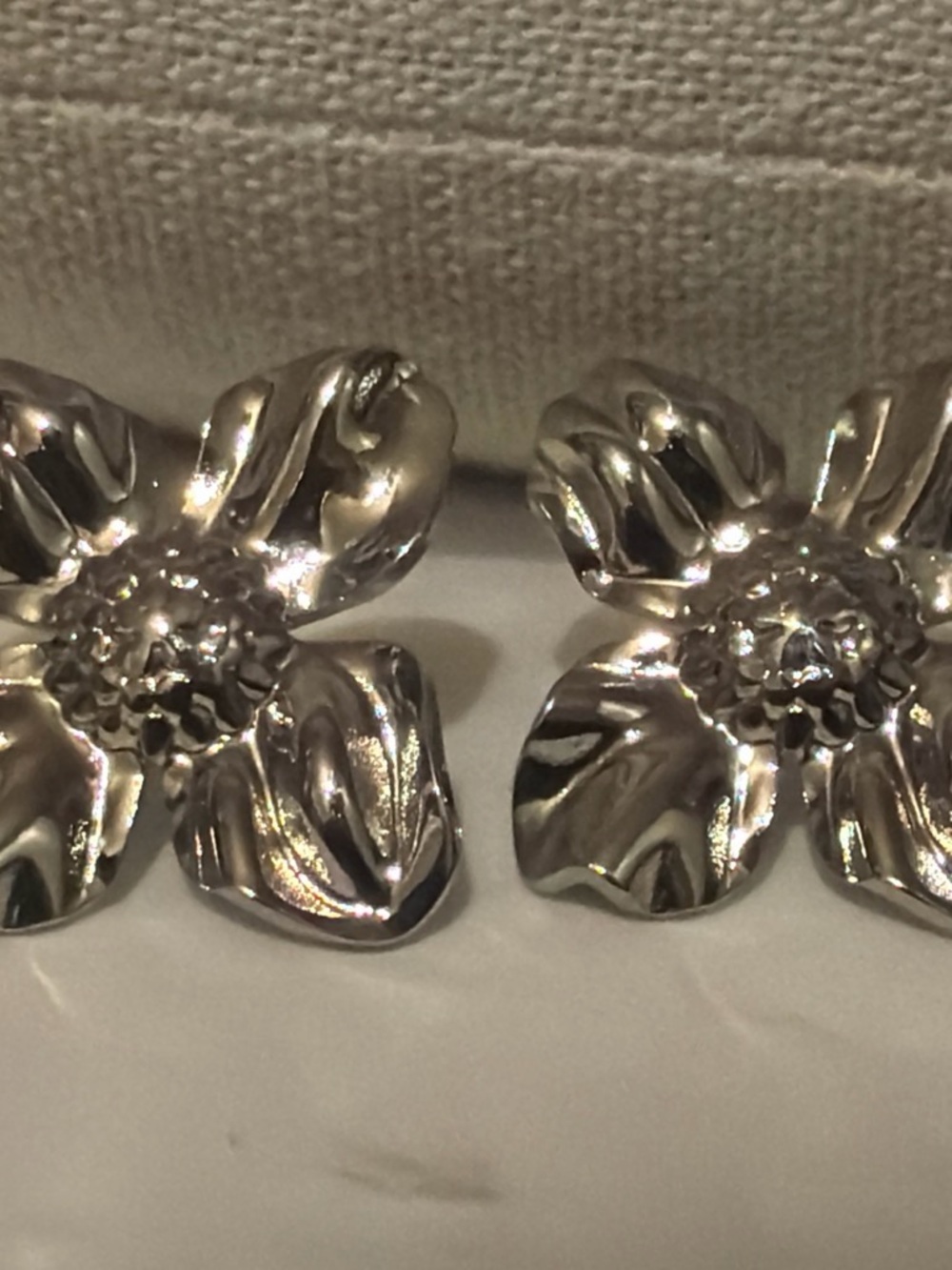 Stainless steel Silver Floral Stud Earrings - Women Jewelry